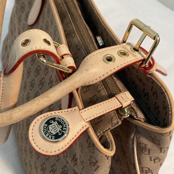 Dooney & Bourke Buckle satchel bag signature monogram tan brown - Picture 14 of 16